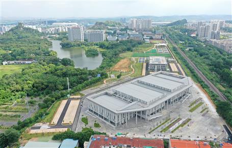 桂南分公司承建的柳北體育園、柳南體育園相繼開(kāi)園