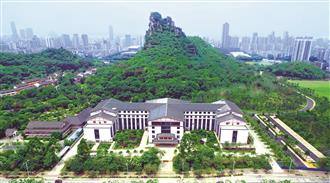 國(guó)家優(yōu)質(zhì)工程：柳州市老年活動(dòng)中心及1、2號(hào)門(mén)衛(wèi)室工程