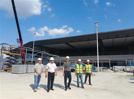 何勇到冶建桂華分公司項目開展國慶節(jié)、中秋節(jié)前檢查